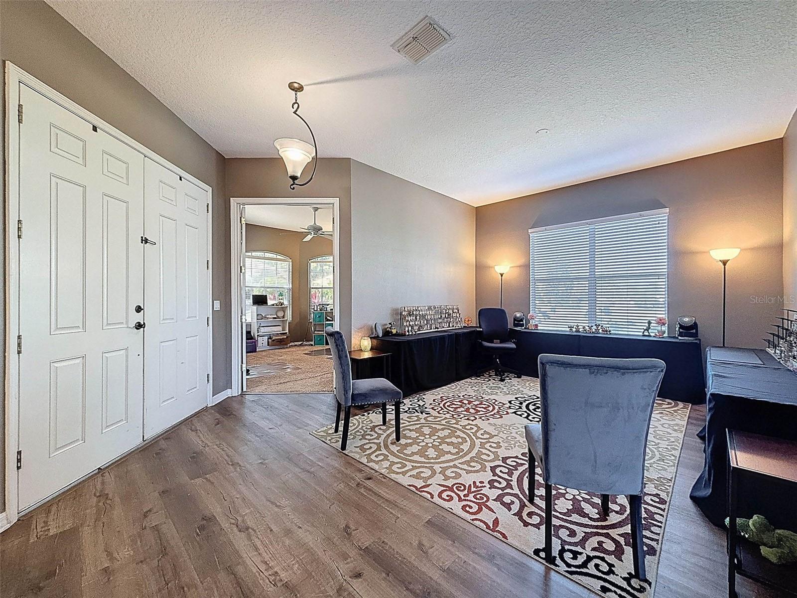 Image 6 of 62 For 2422 Wood Pointe Drive