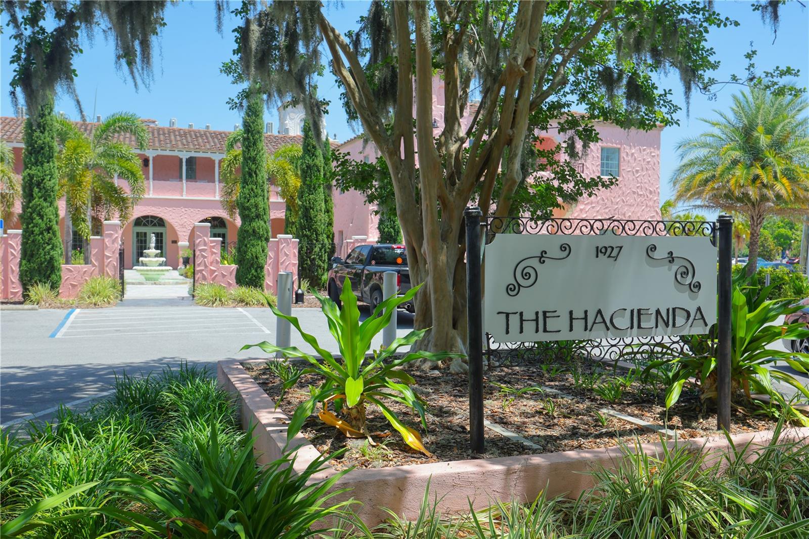 Image 52 of 58 For 3742 Elmwood Drive