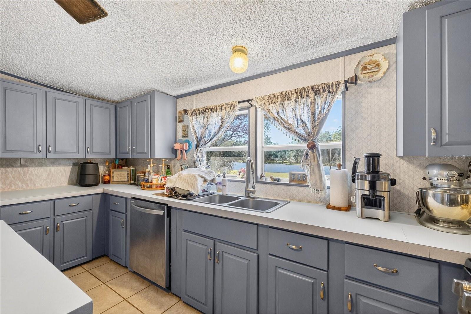 Image 11 of 41 For 5280 Golddust Road