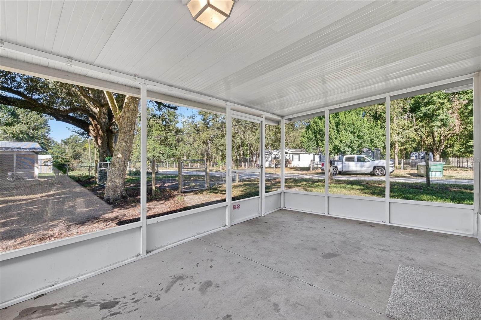 Image 17 of 66 For 37916 Tucker Road