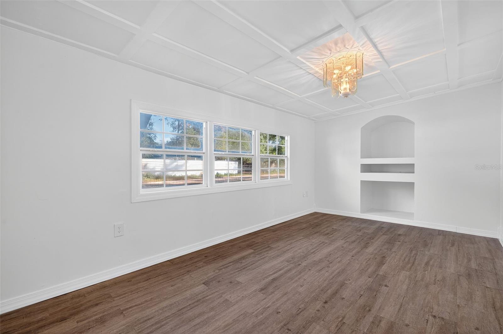 Image 20 of 66 For 37916 Tucker Road