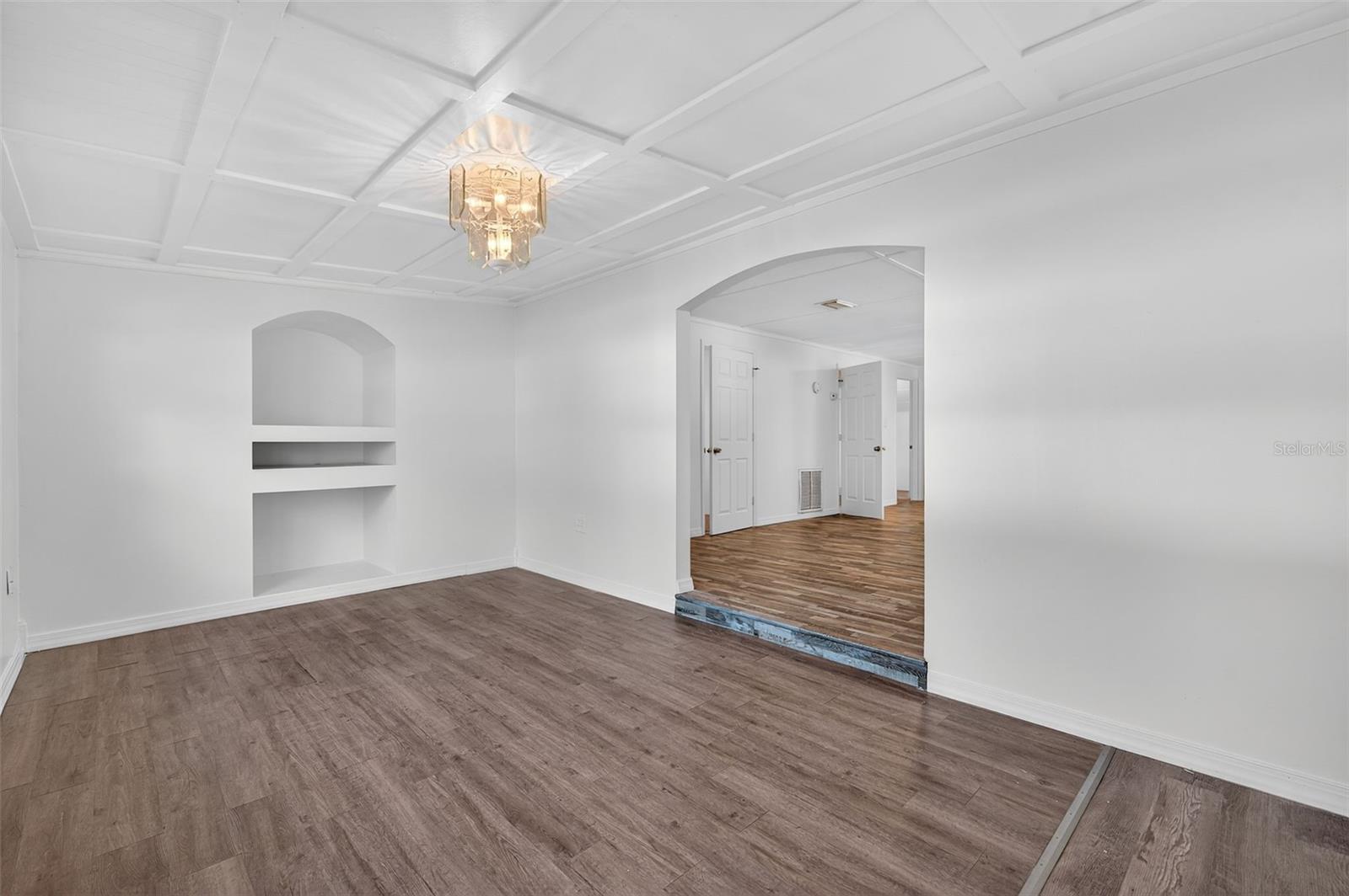 Image 21 of 66 For 37916 Tucker Road