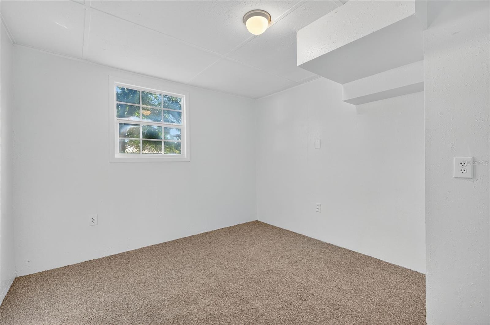 Image 43 of 66 For 37916 Tucker Road