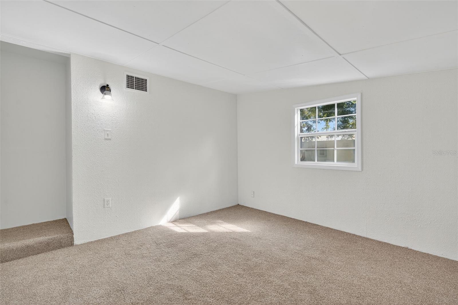 Image 52 of 66 For 37916 Tucker Road