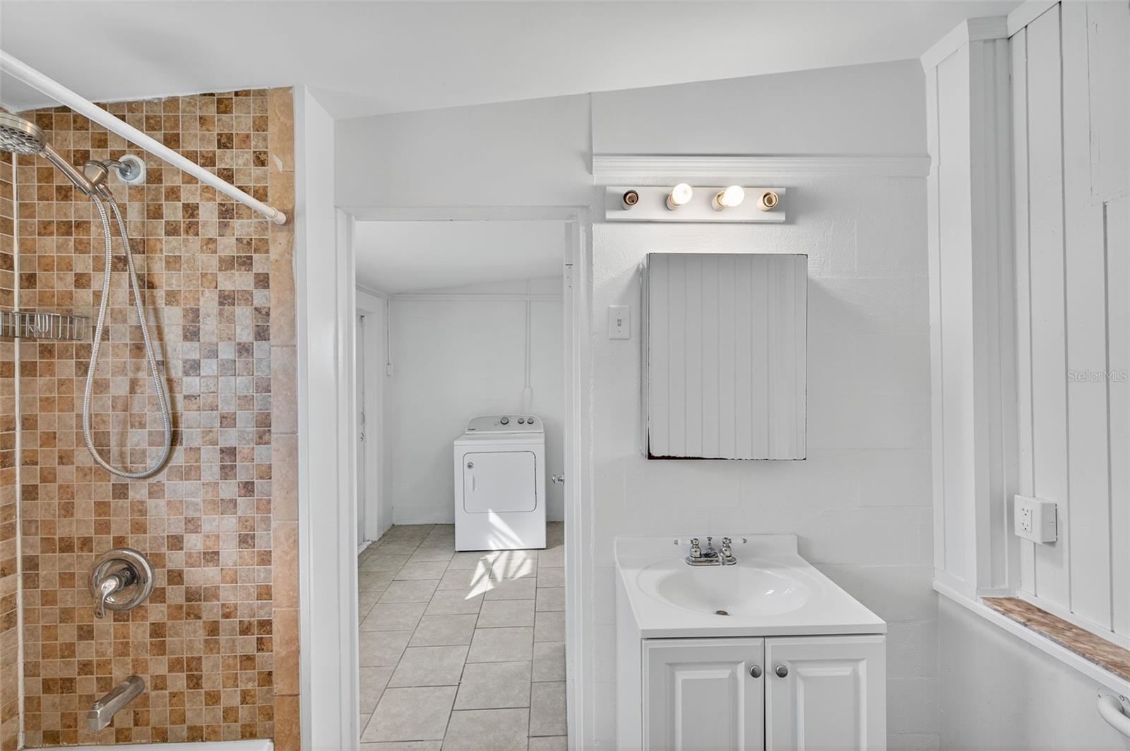 Image 54 of 66 For 37916 Tucker Road