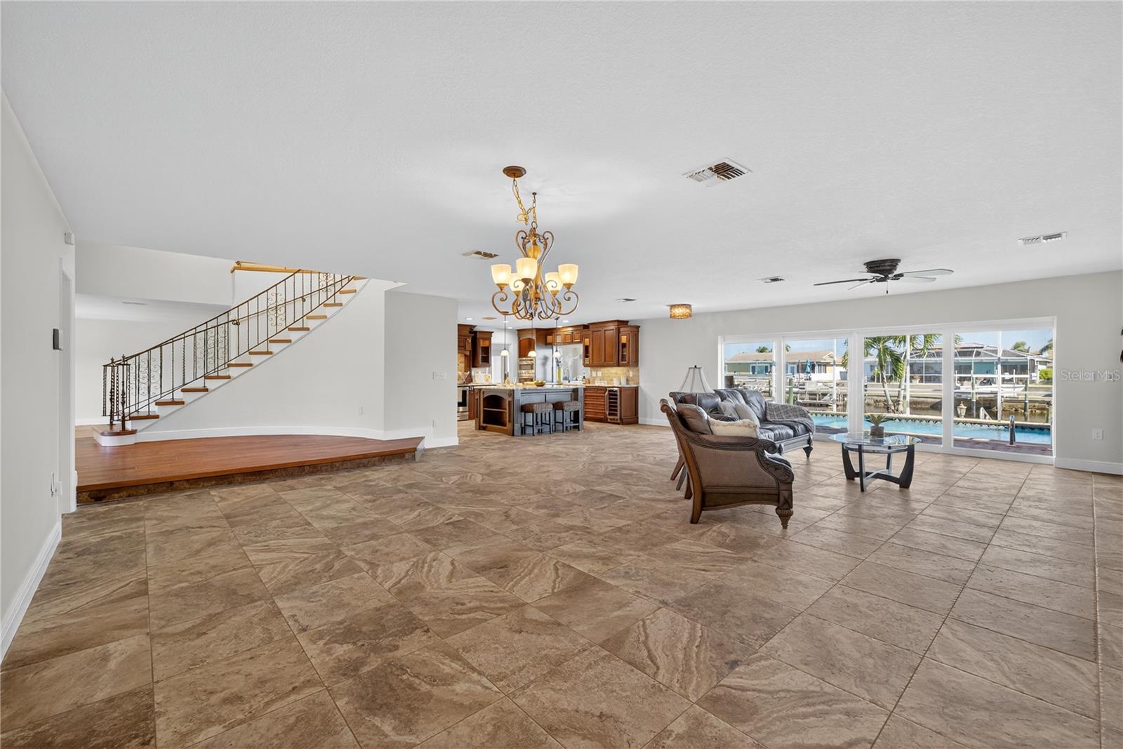 Image 13 of 100 For 5124 South Shore Drive