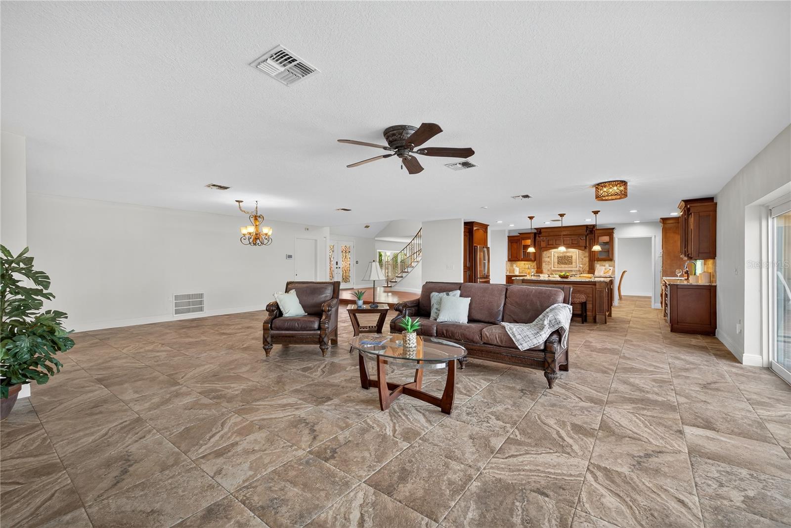 Image 14 of 100 For 5124 South Shore Drive