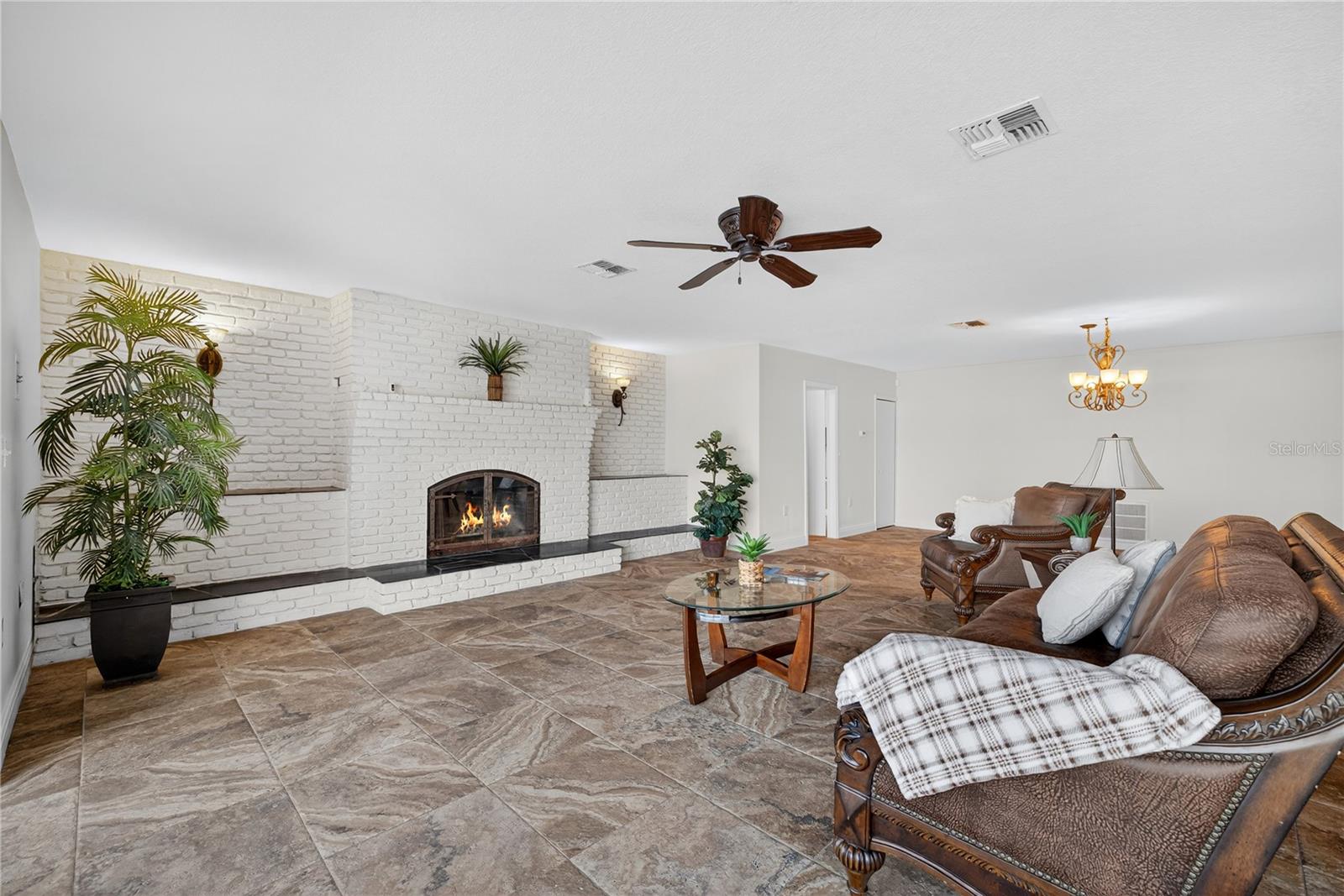 Image 15 of 100 For 5124 South Shore Drive