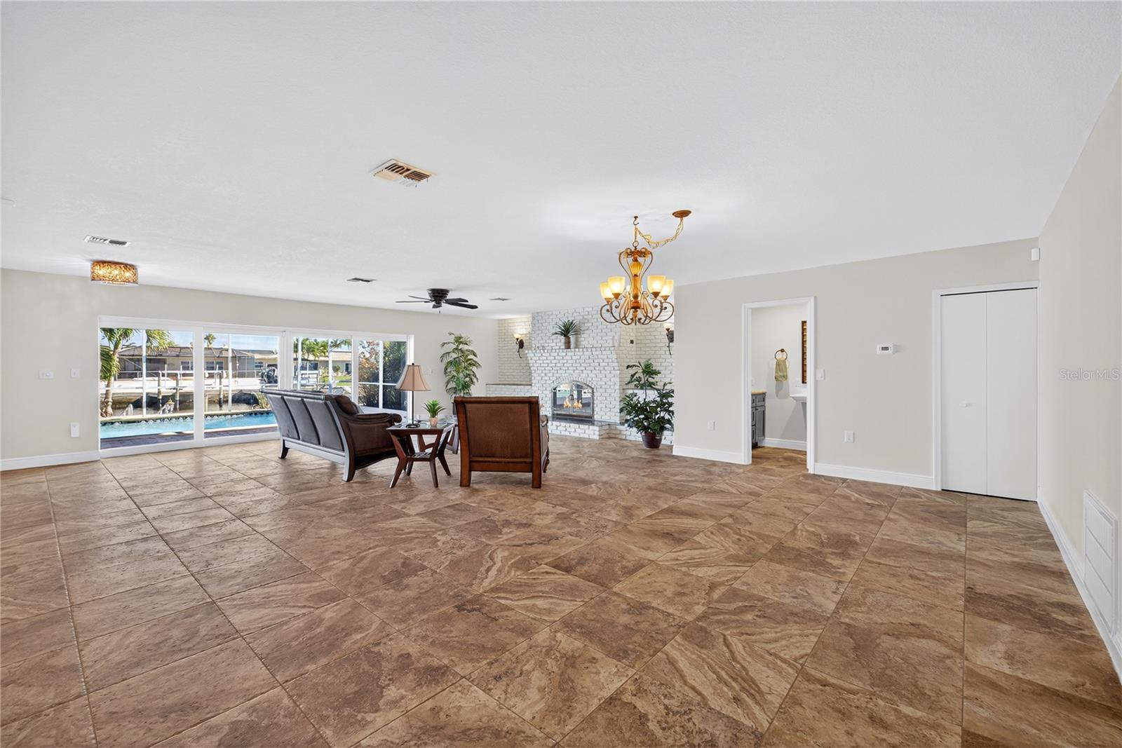 Image 16 of 100 For 5124 South Shore Drive