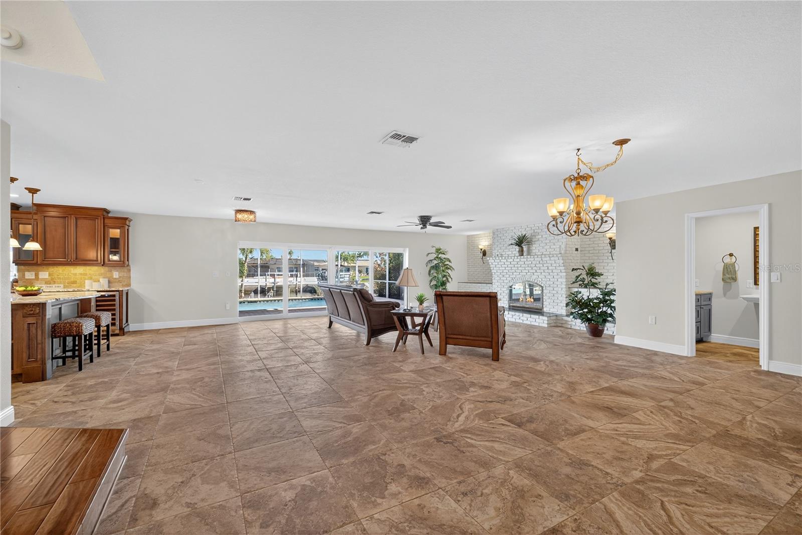 Image 18 of 100 For 5124 South Shore Drive