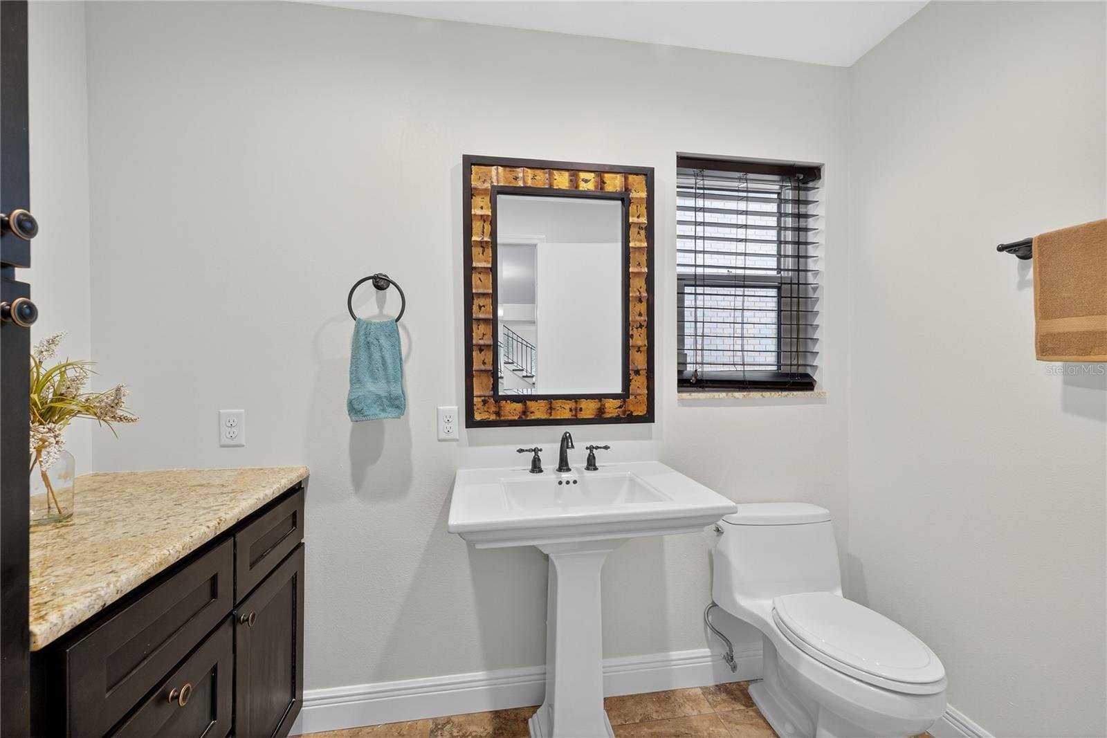 Image 19 of 100 For 5124 South Shore Drive