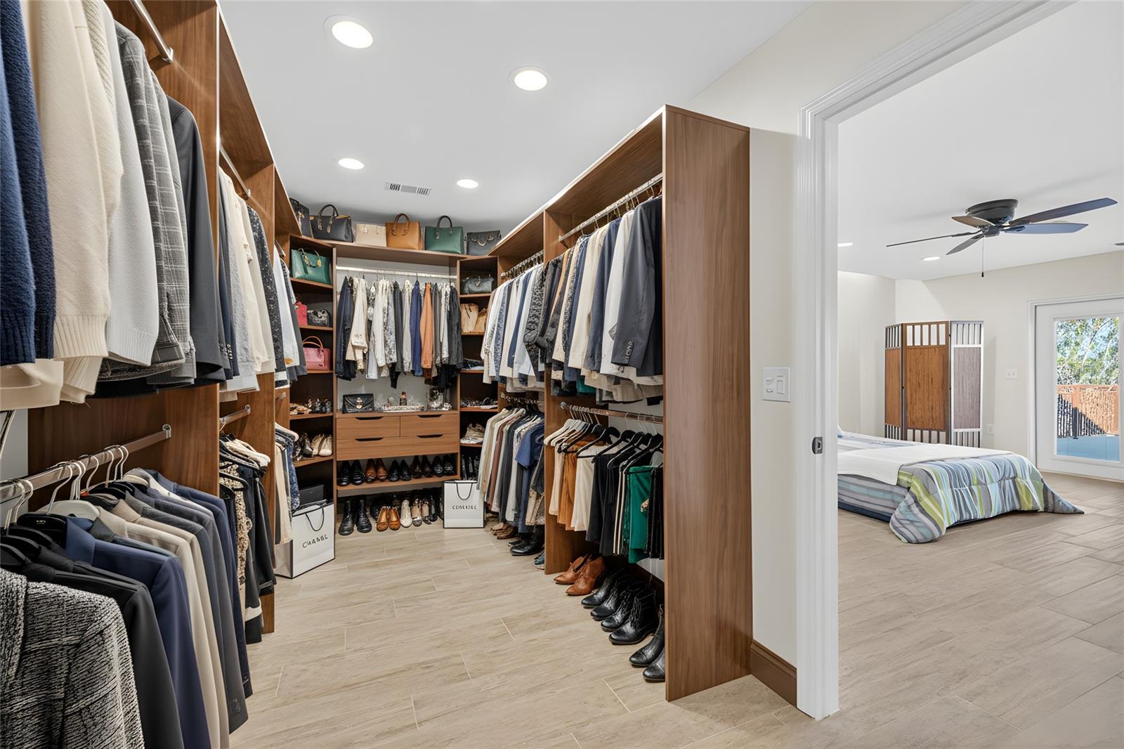 Image 44 of 100 For 5124 South Shore Drive