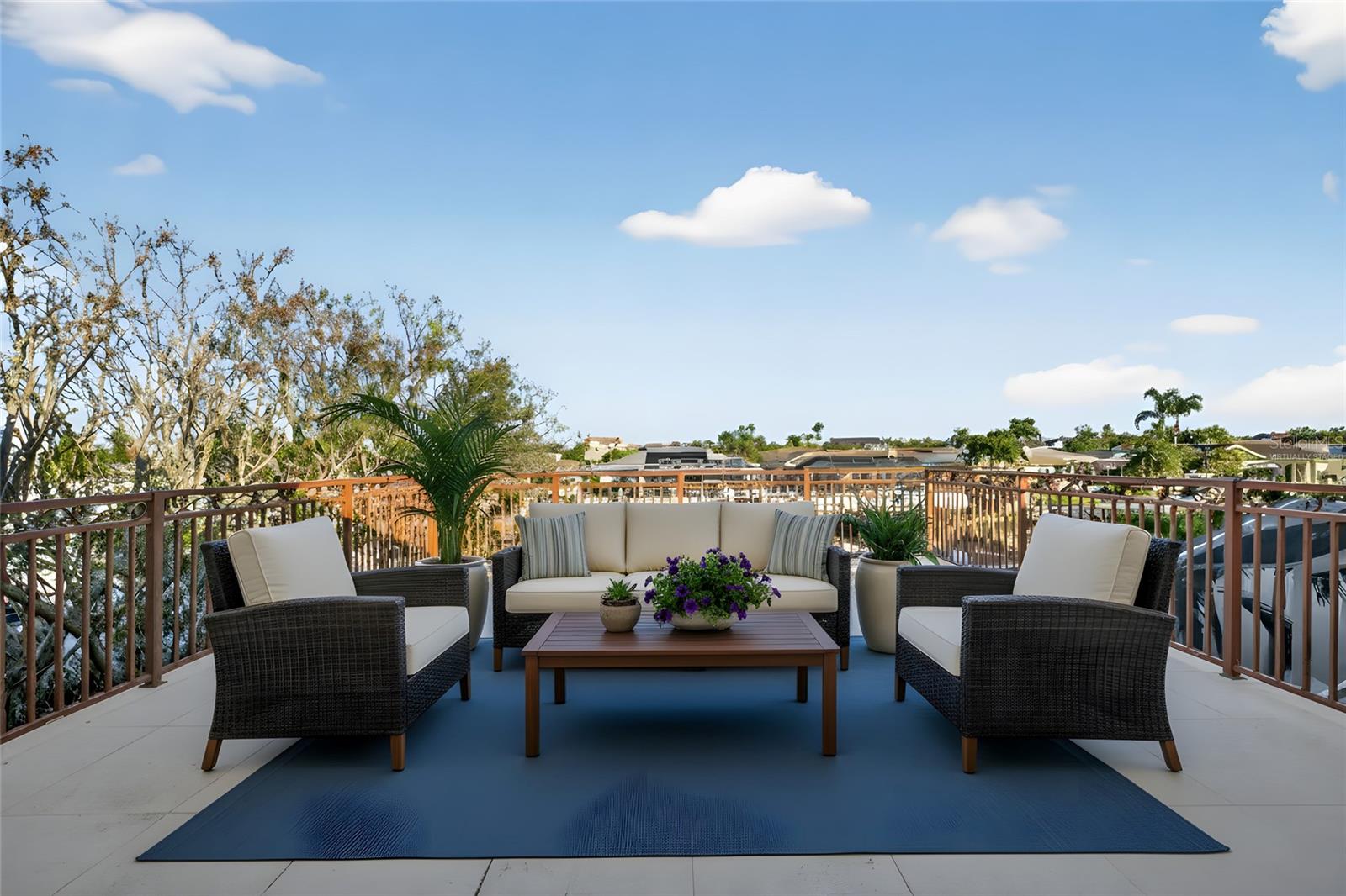 Image 46 of 100 For 5124 South Shore Drive