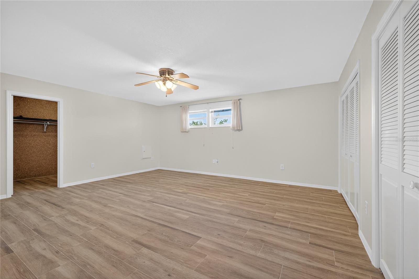 Image 56 of 100 For 5124 South Shore Drive