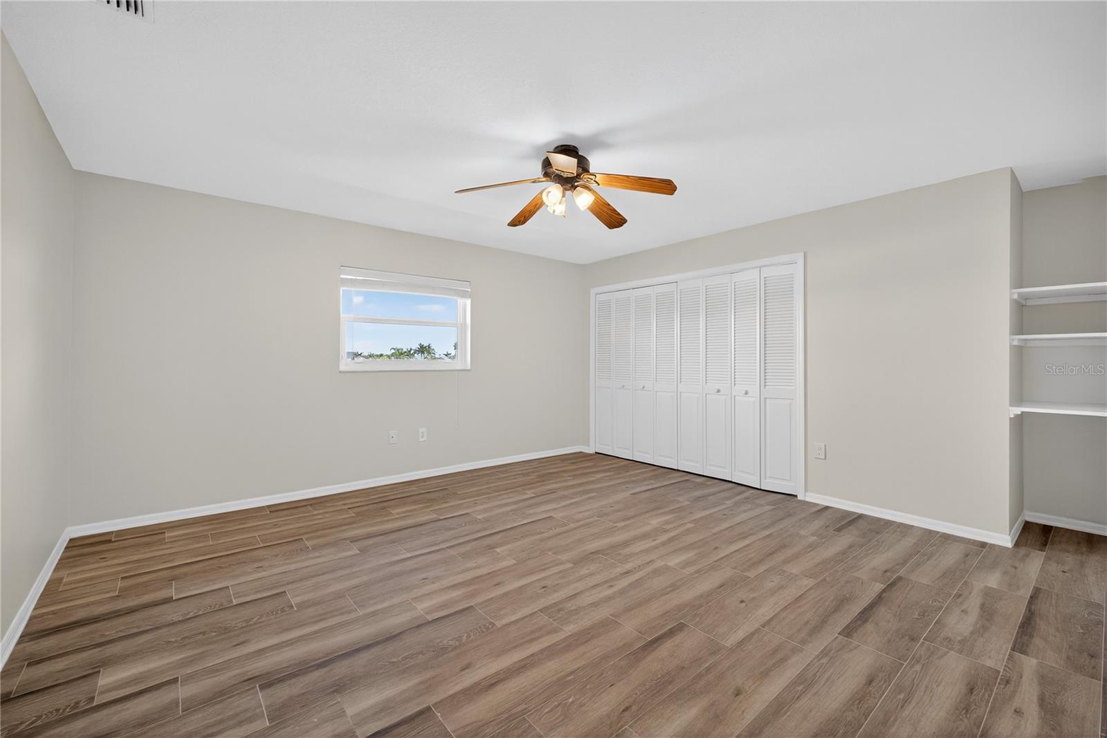 Image 58 of 100 For 5124 South Shore Drive