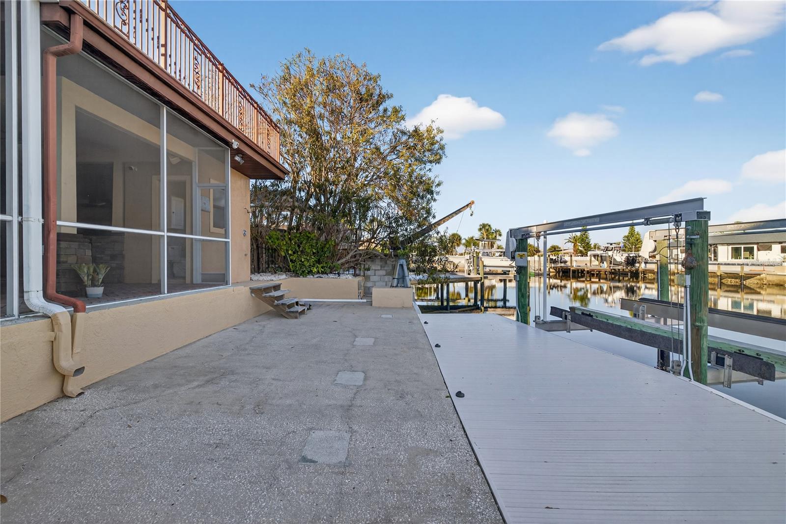 Image 62 of 100 For 5124 South Shore Drive