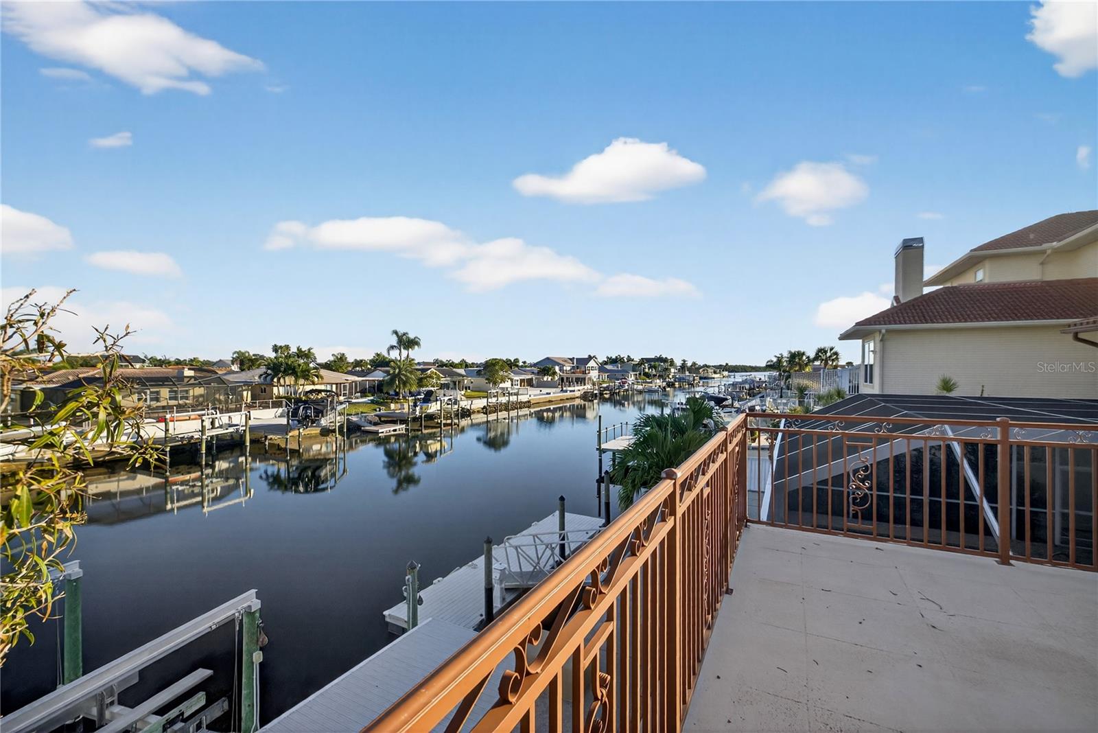 Image 7 of 100 For 5124 South Shore Drive