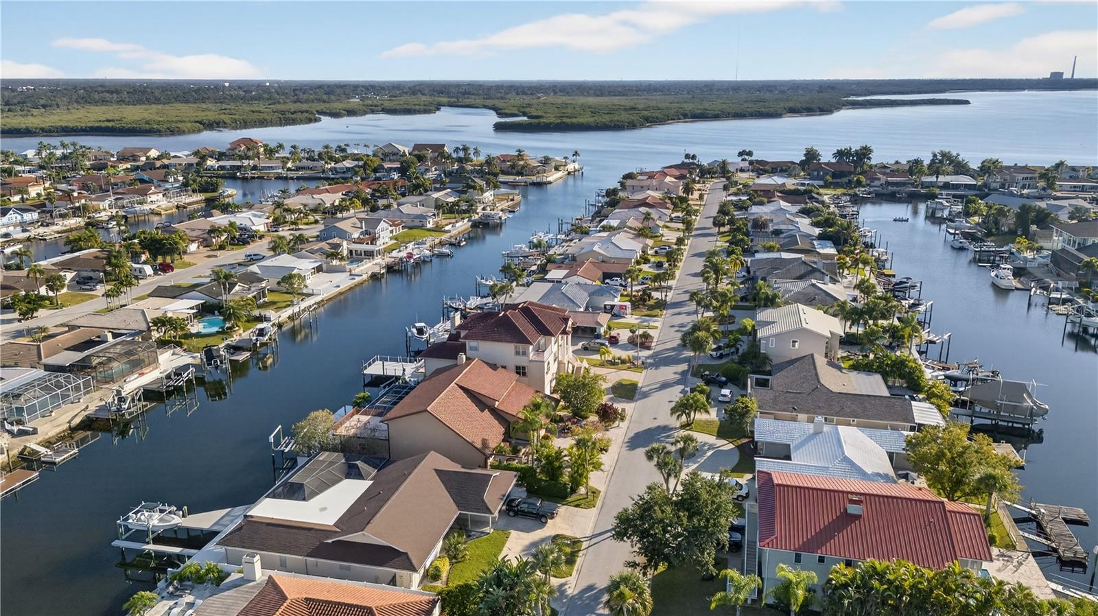 Image 77 of 100 For 5124 South Shore Drive