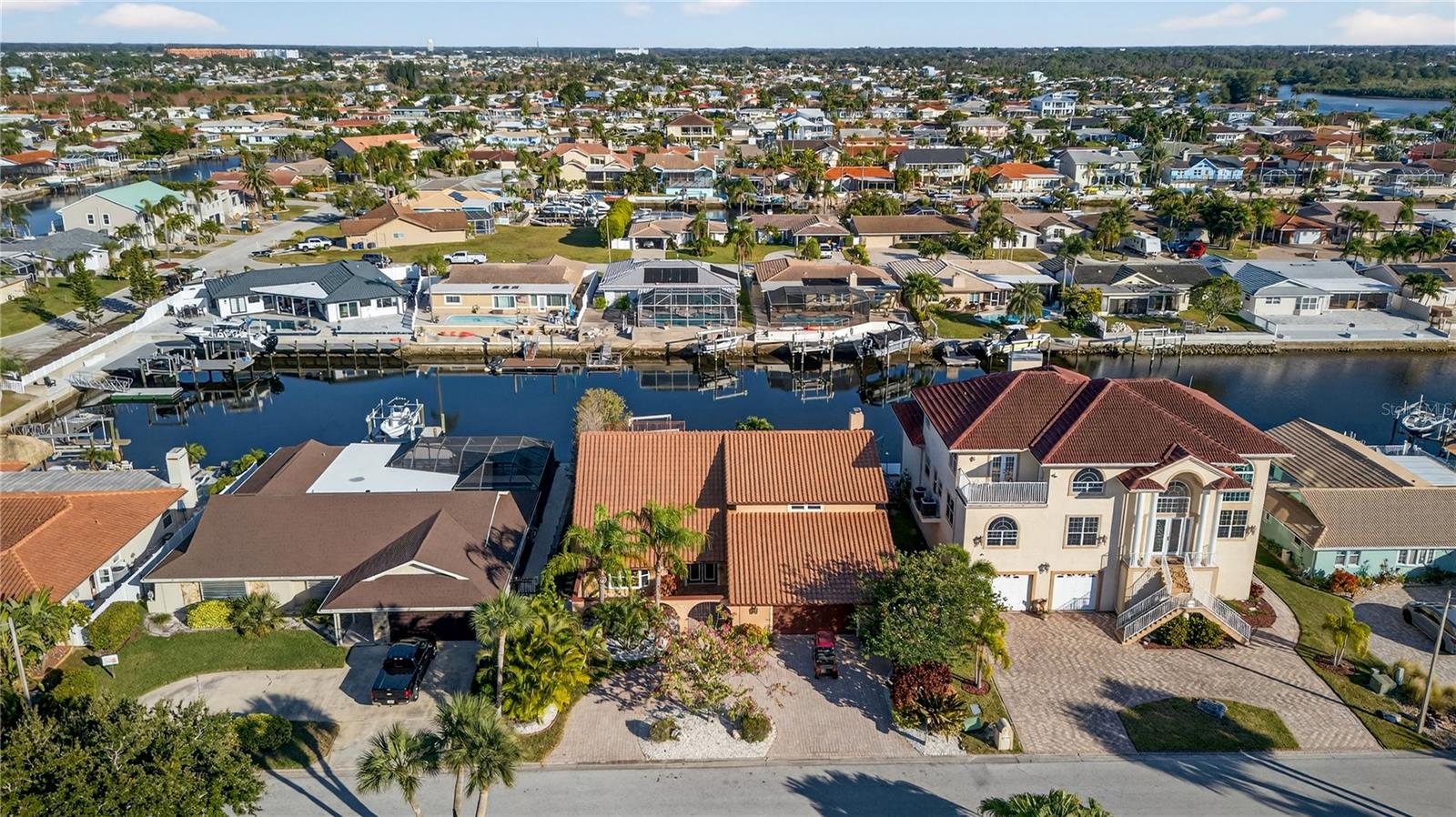 Image 82 of 100 For 5124 South Shore Drive