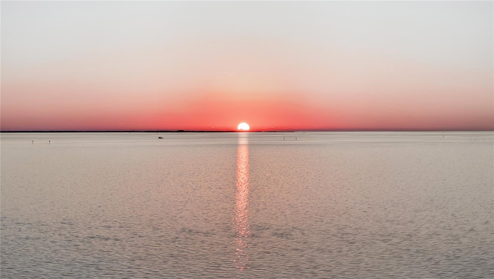 Image 87 of 100 For 5124 South Shore Drive