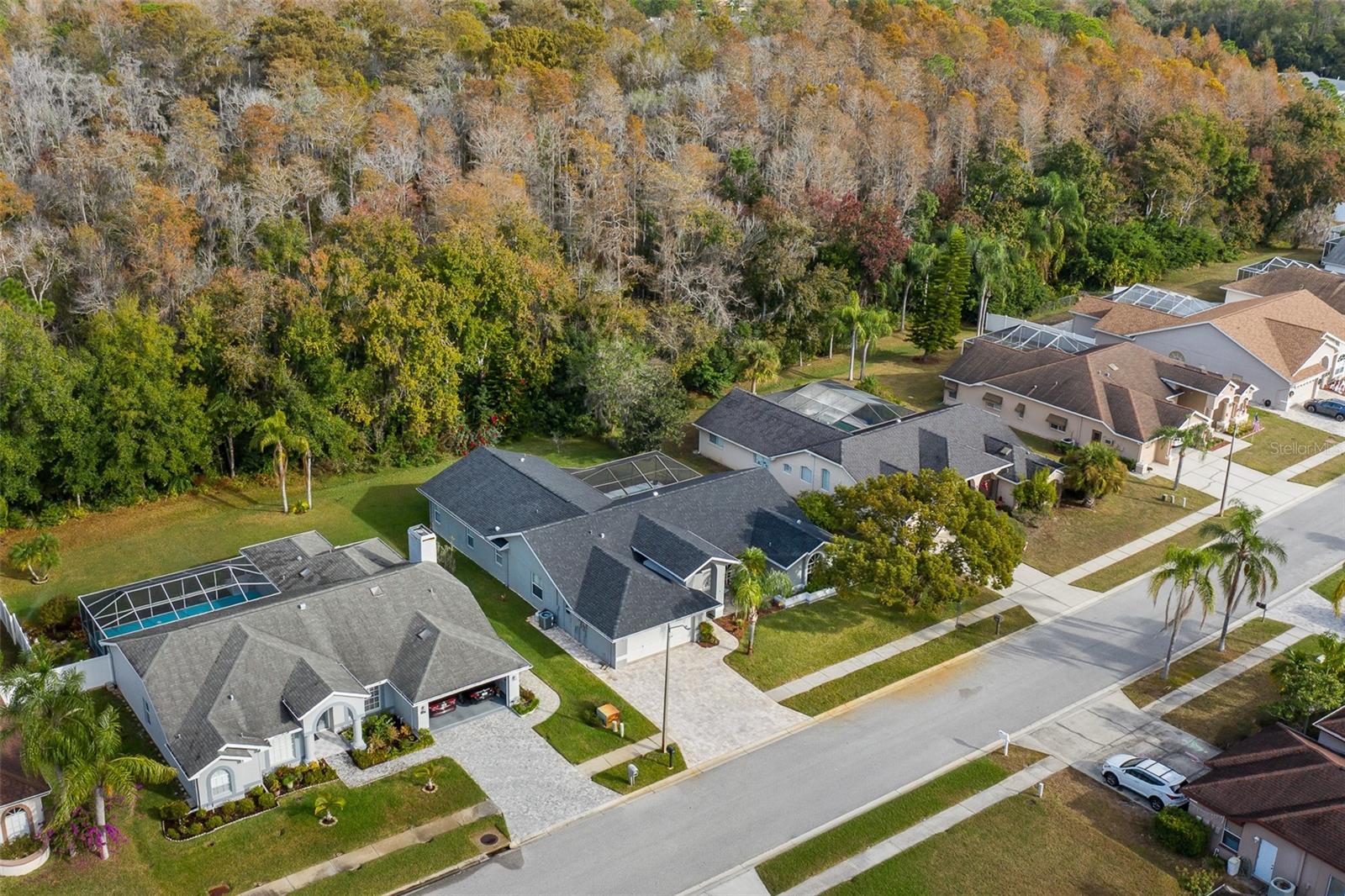 Listing photo id 34 for 1455 Haverhill Drive