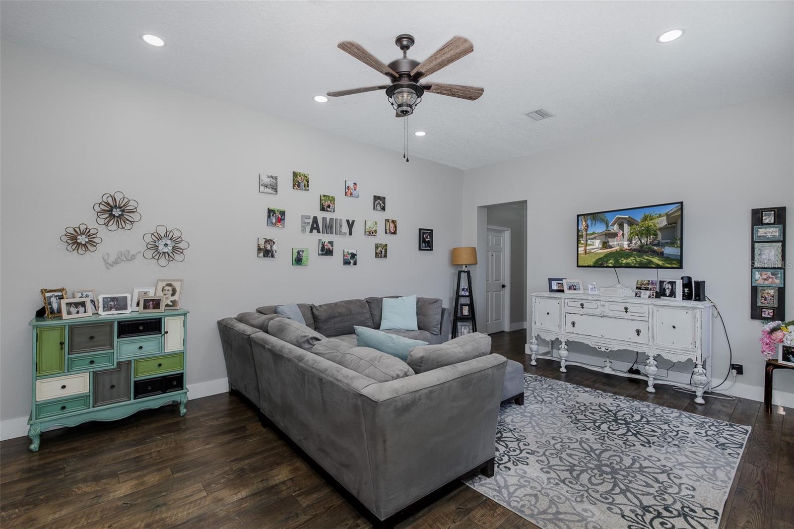 Image 8 of 30 For 1455 Haverhill Drive