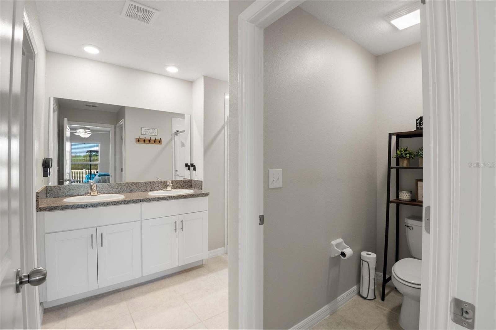 Image 16 of 34 For 13555 Sea Bridge Drive