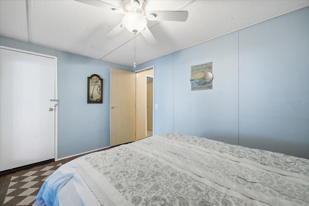 Image 25 of 47 For 6715 Richard Drive