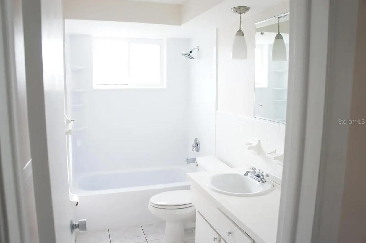 Image 7 of 13 For 7608 Camelot Road