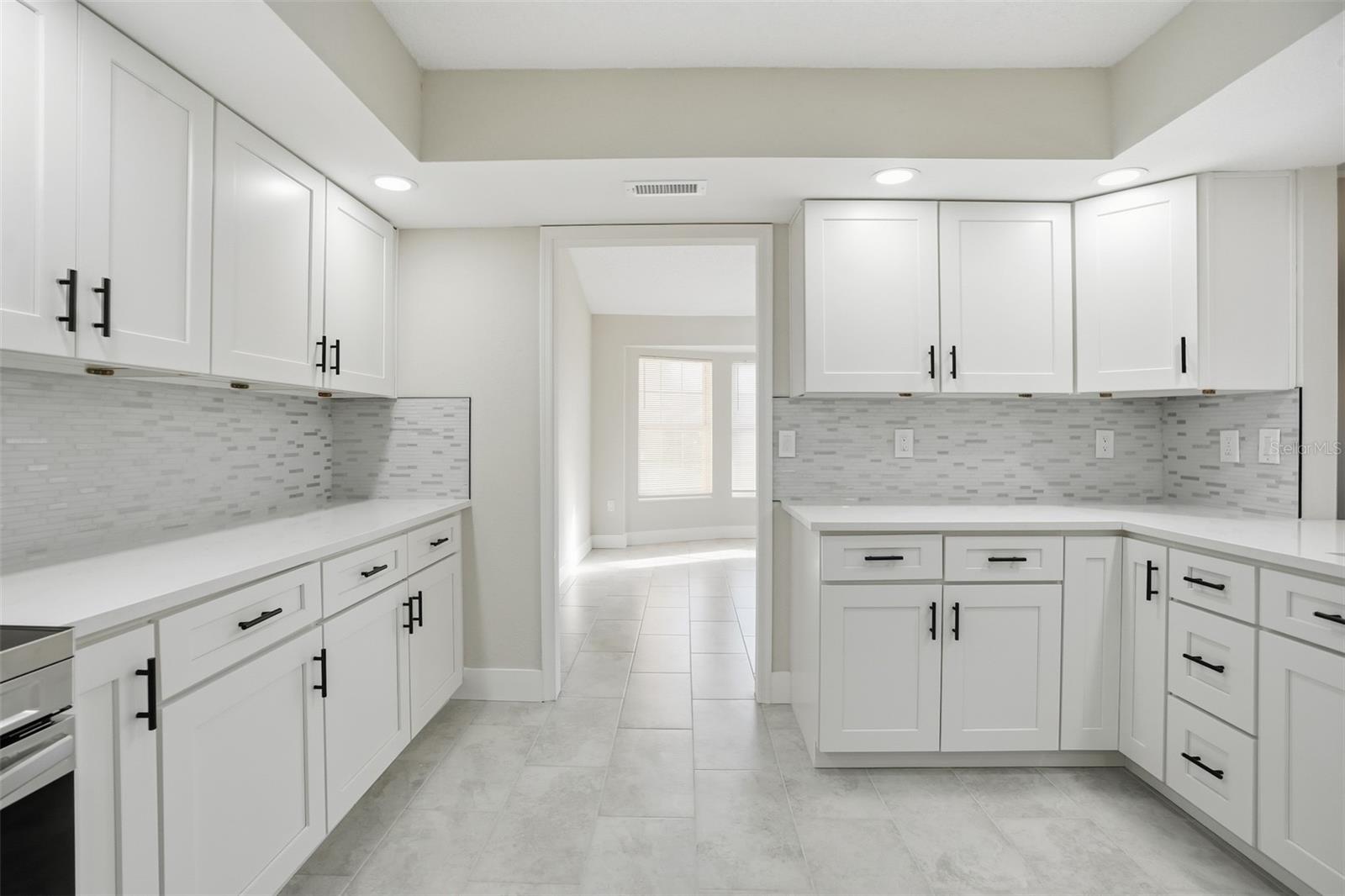 Image 12 of 57 For 11449 Emerald Ridge Court