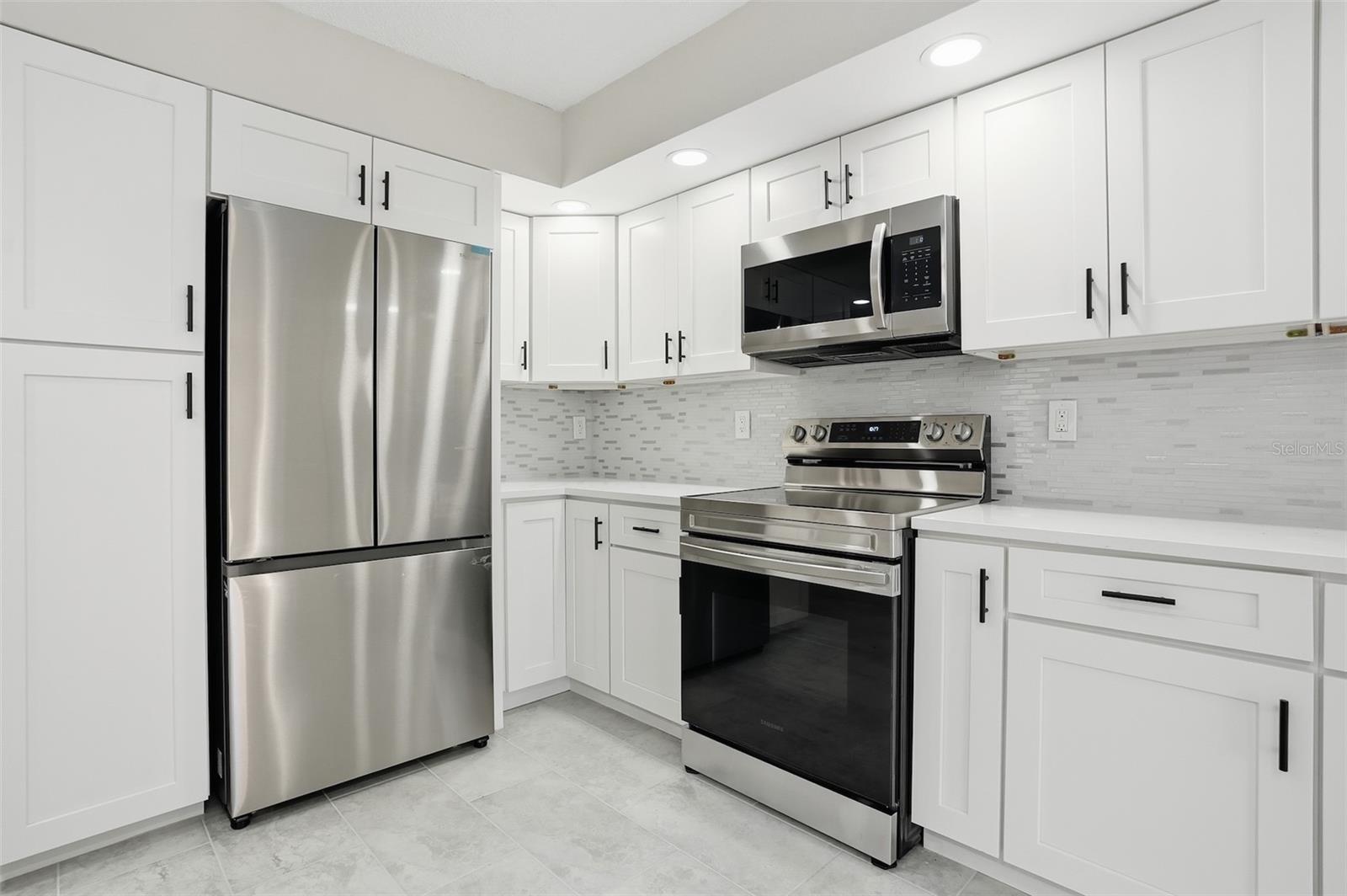 Image 13 of 57 For 11449 Emerald Ridge Court