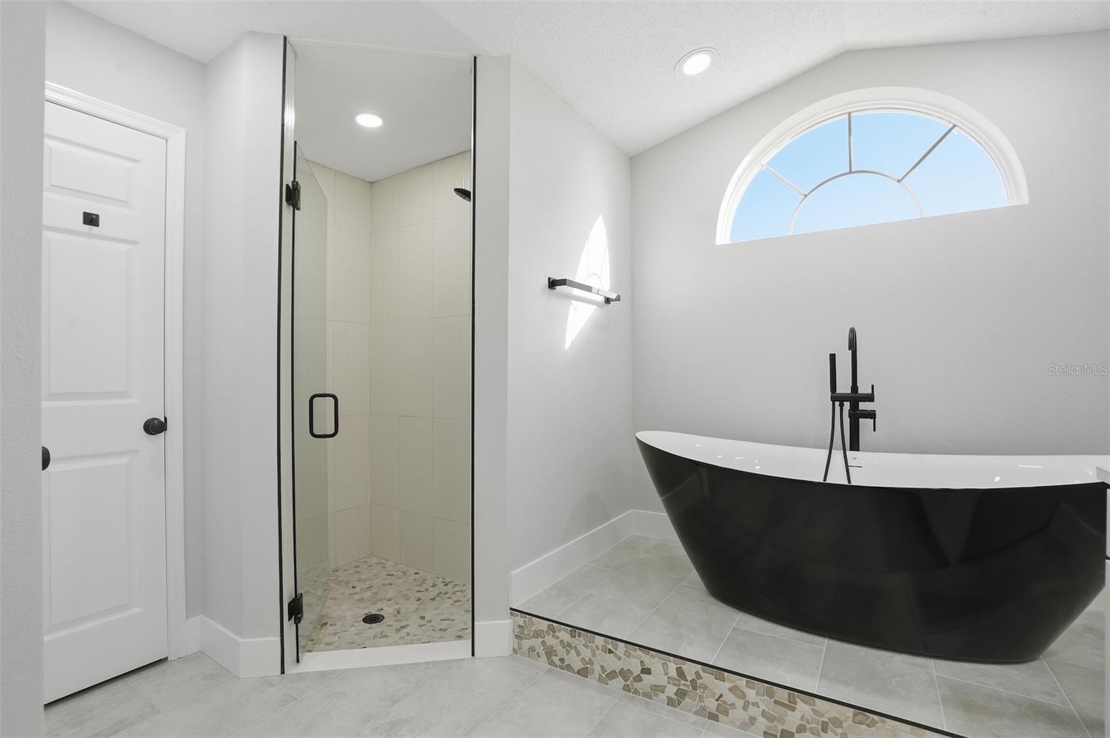 Image 32 of 57 For 11449 Emerald Ridge Court