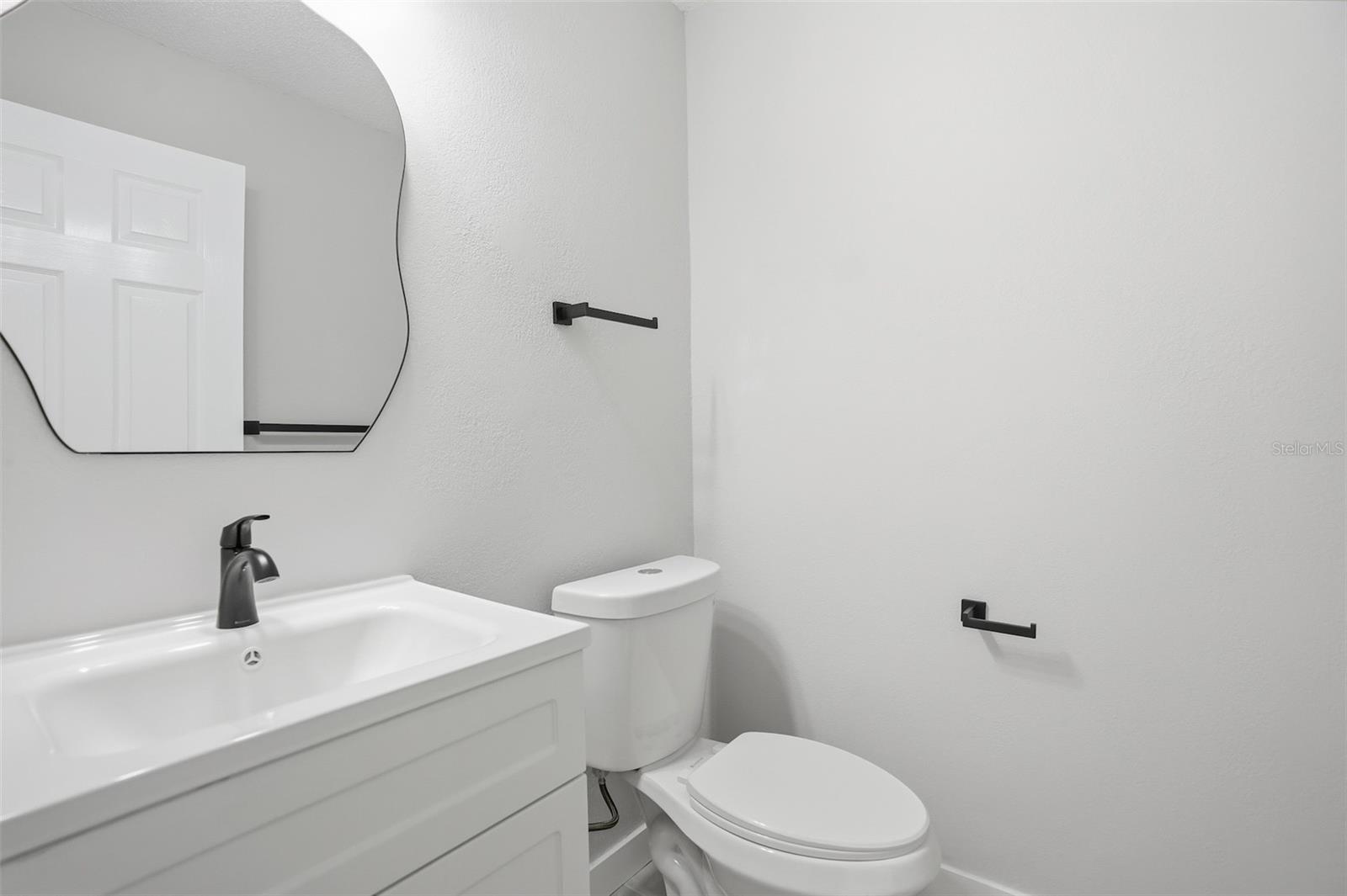 Image 37 of 57 For 11449 Emerald Ridge Court