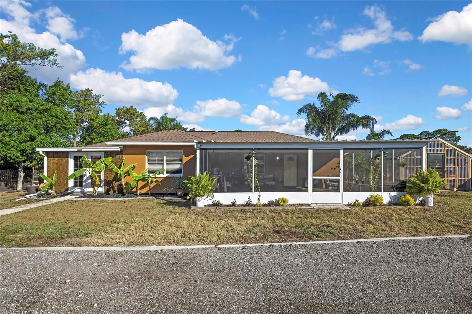 Image 33 of 40 For 10398 Claymore Street