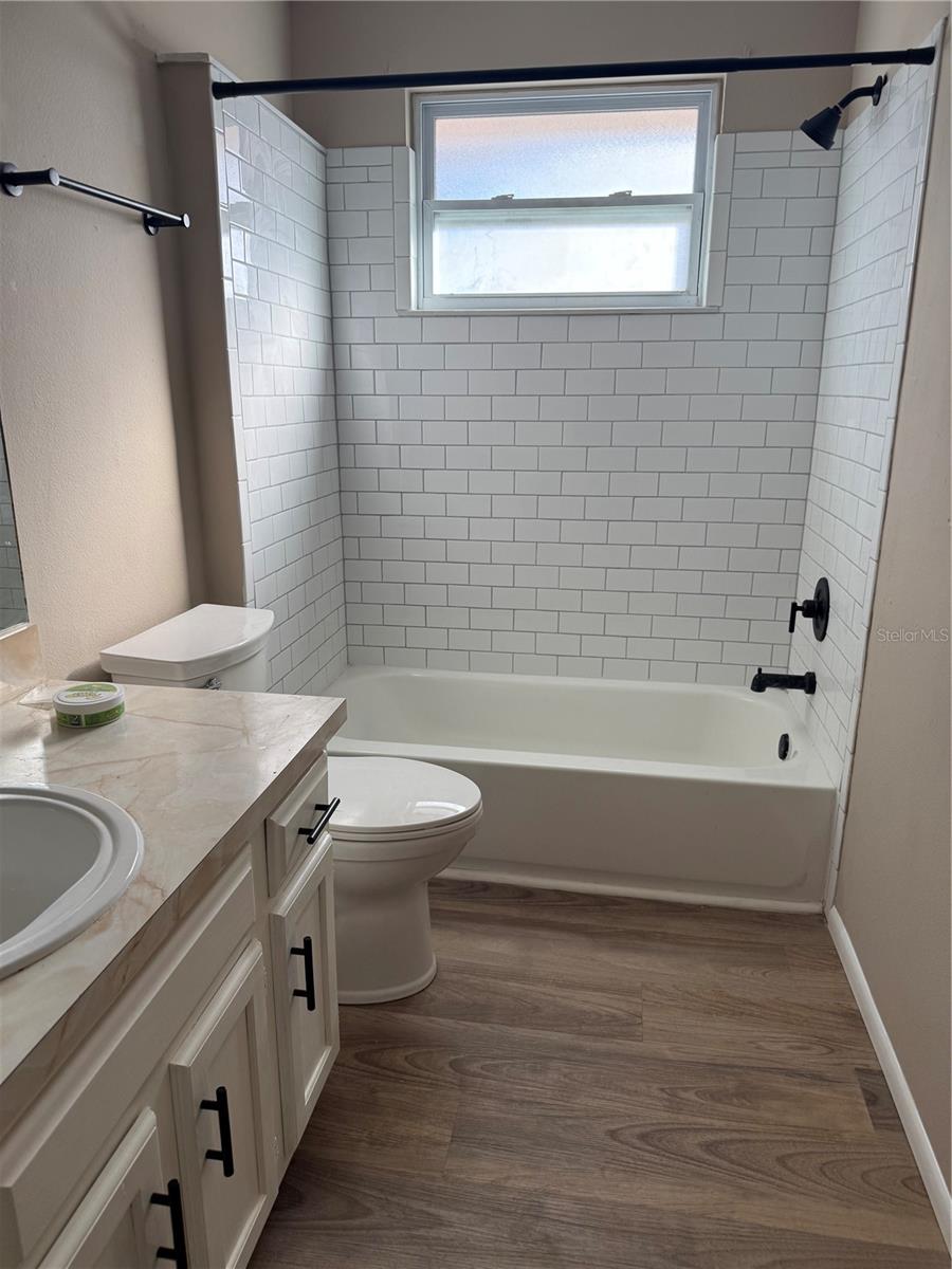 Image 13 of 17 For 7027 Paul Revere Trace