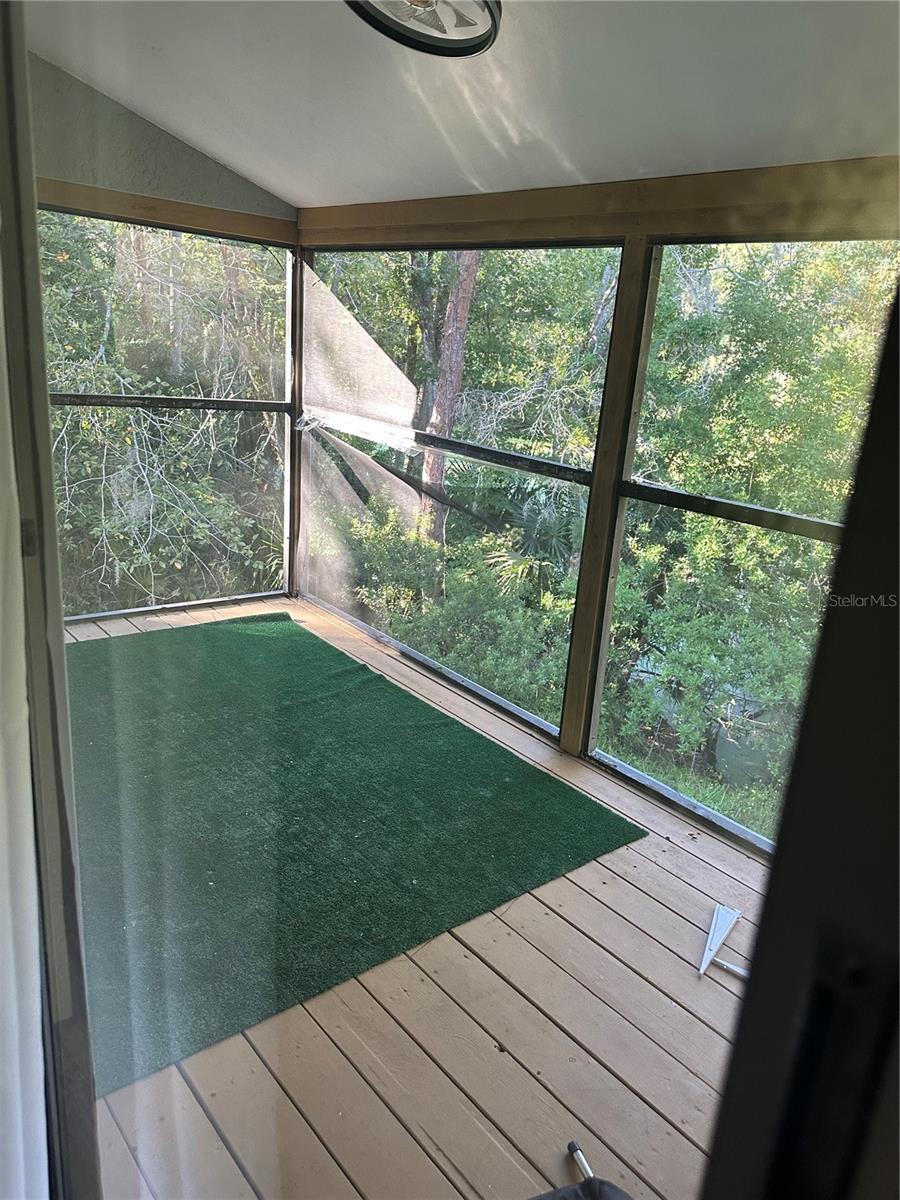 Image 7 of 12 For 7027 Paul Revere Trace