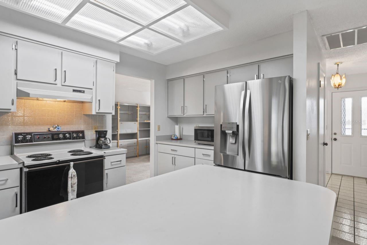 Image 12 of 64 For 9115 Glen Moor Lane