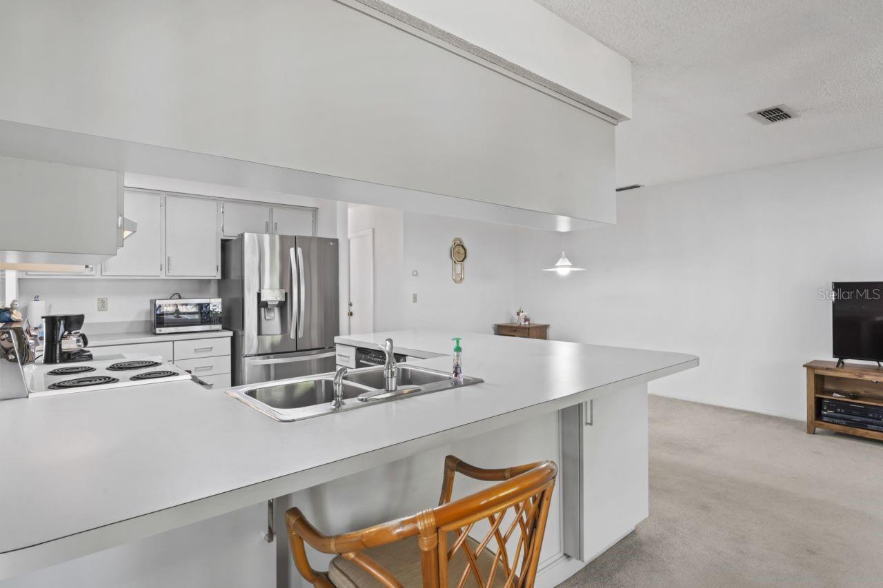 Image 13 of 64 For 9115 Glen Moor Lane