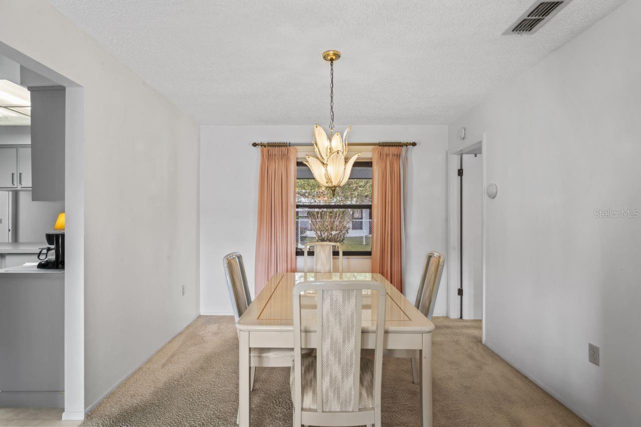 Image 16 of 64 For 9115 Glen Moor Lane