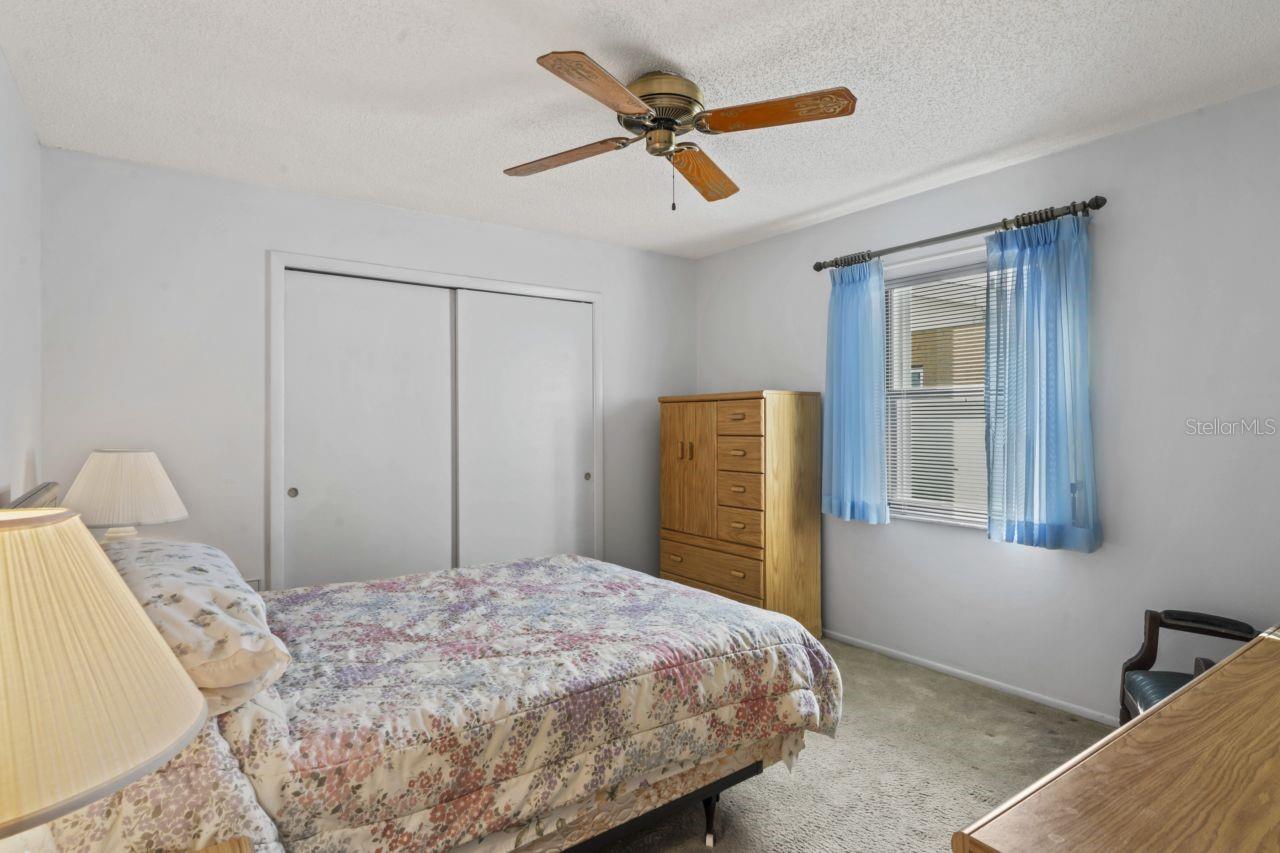 Image 33 of 64 For 9115 Glen Moor Lane