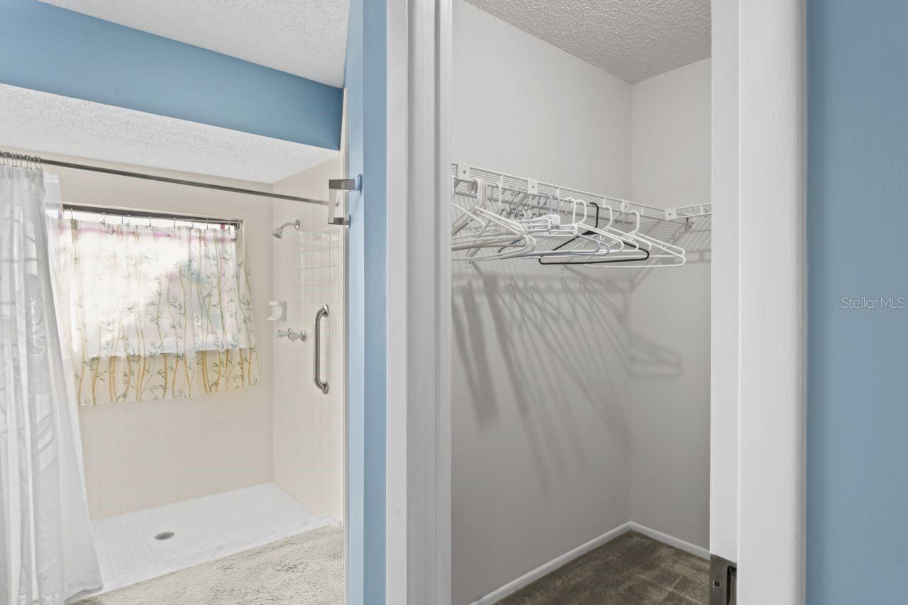 Image 36 of 64 For 9115 Glen Moor Lane