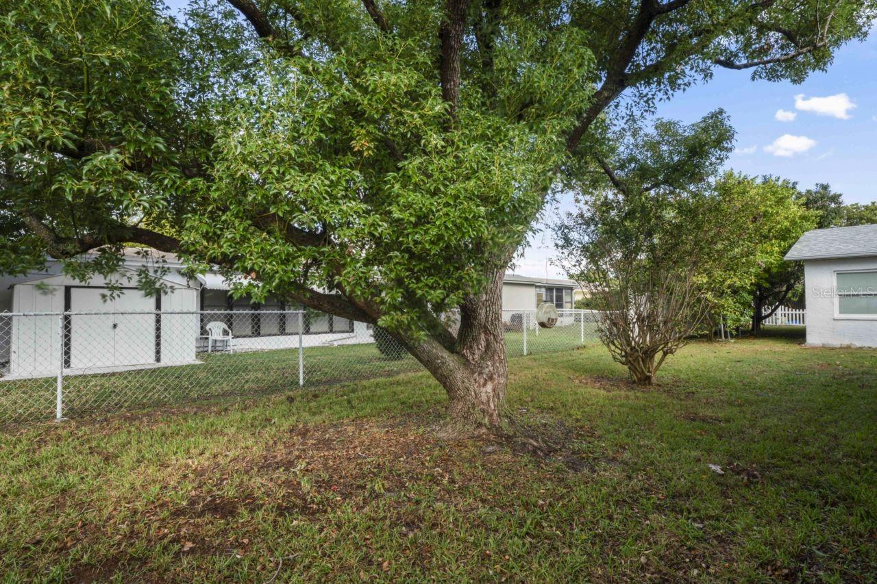 Image 52 of 64 For 9115 Glen Moor Lane