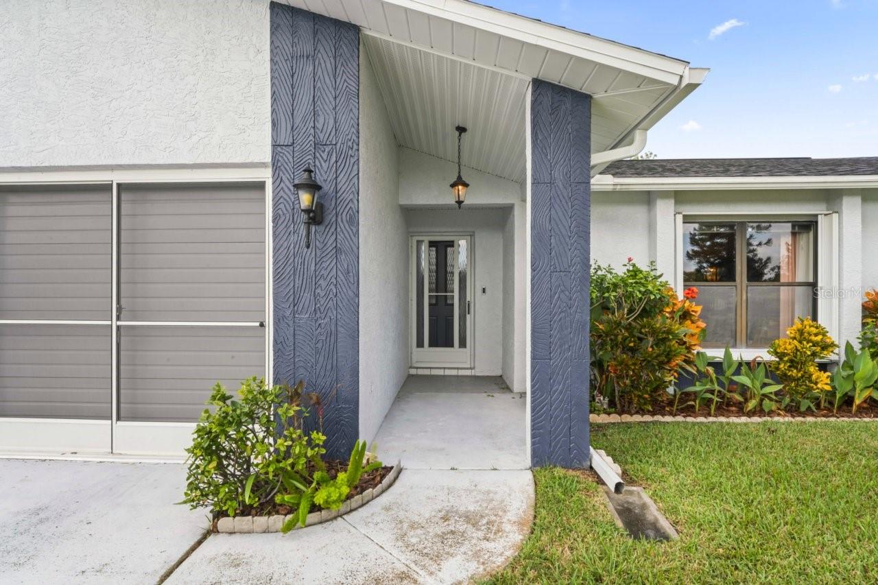 Image 7 of 64 For 9115 Glen Moor Lane