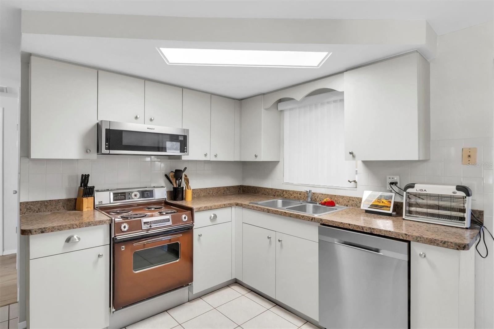 Image 9 of 28 For 3116 Fairmount Drive