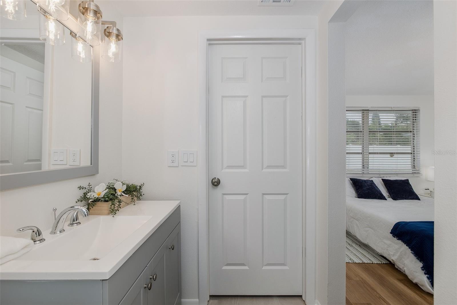 Image 25 of 38 For 7437 Daggett Terrace