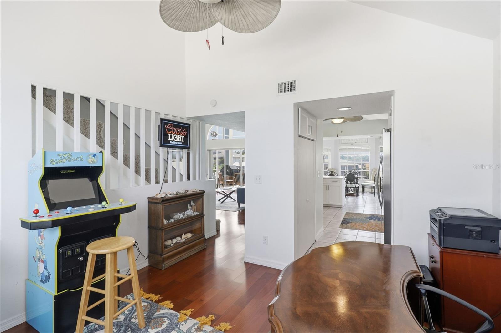 Image 18 of 35 For 7324 Islander Lane