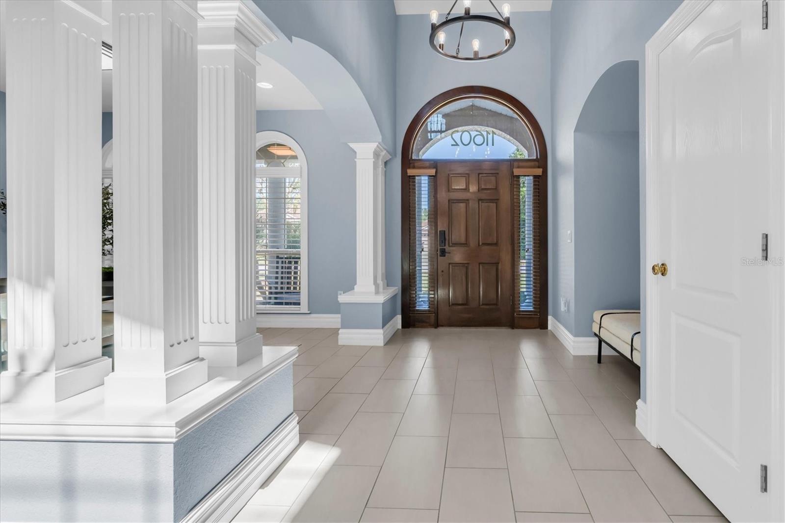 Image 11 of 63 For 11602 Lakeview Drive