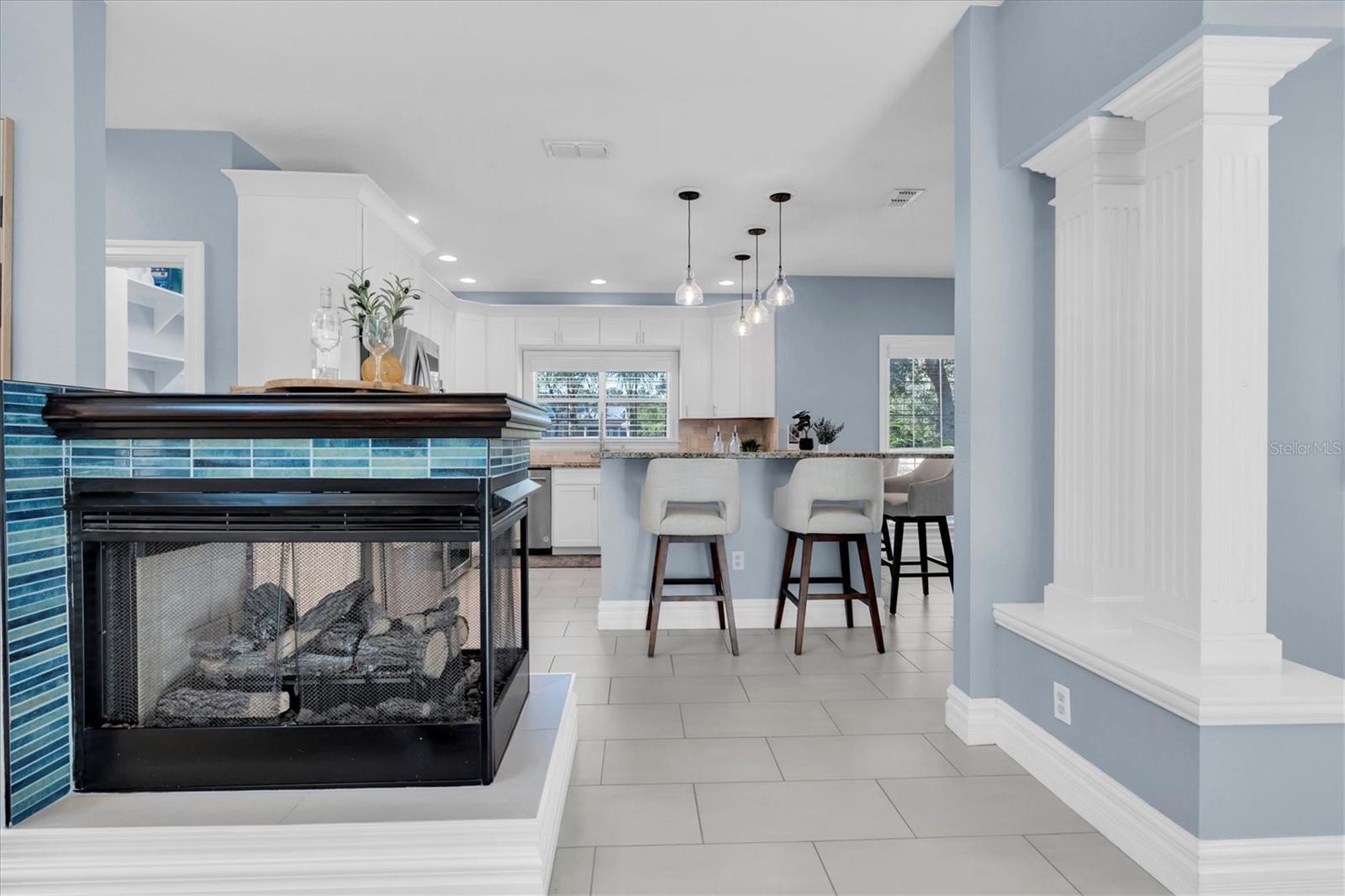 Image 14 of 63 For 11602 Lakeview Drive