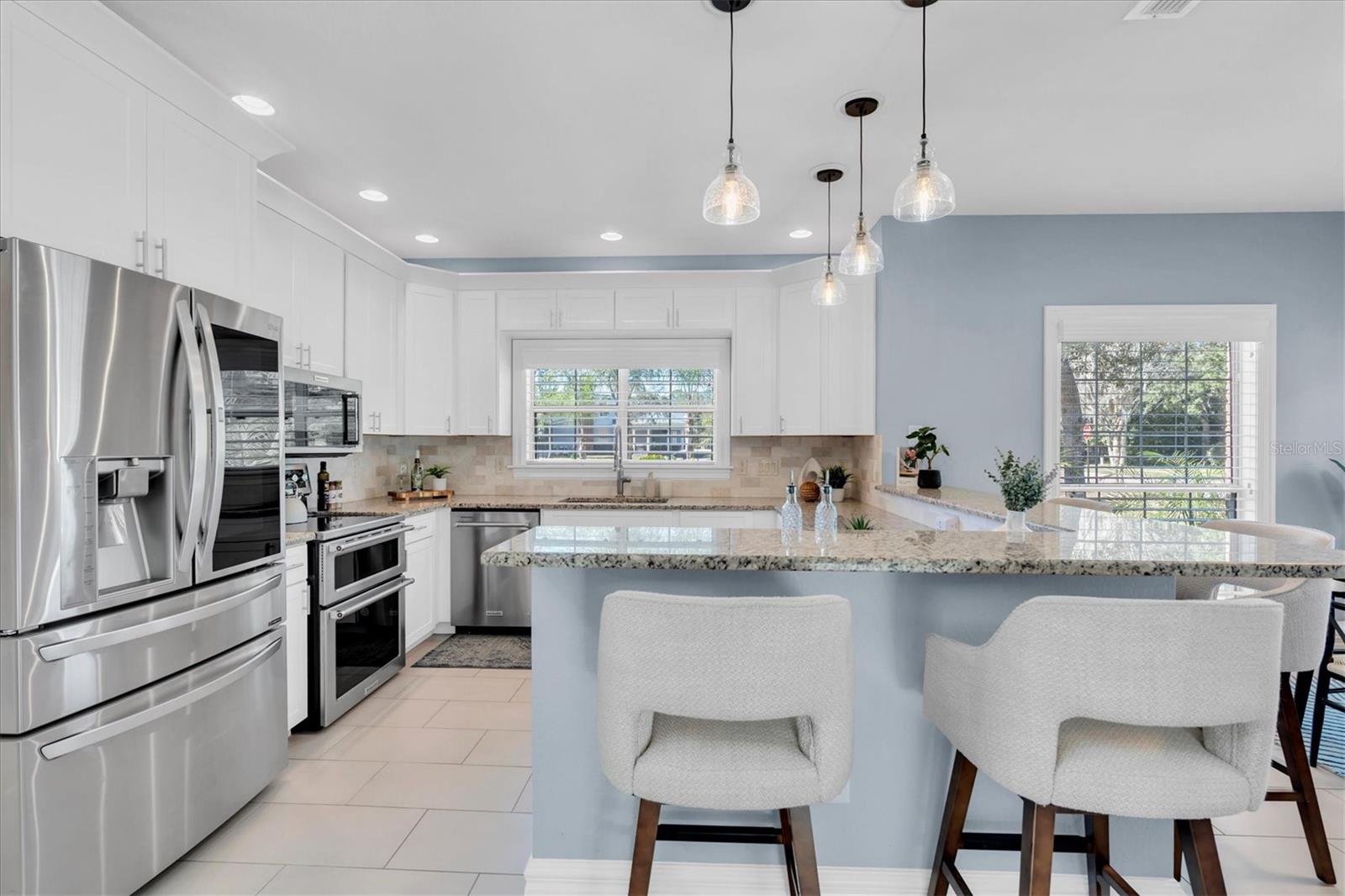 Image 17 of 63 For 11602 Lakeview Drive