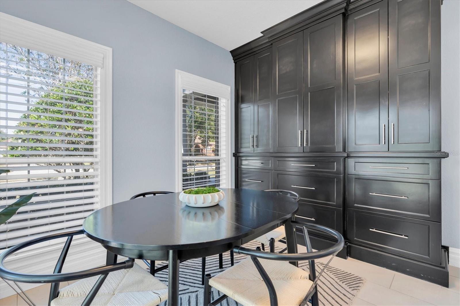 Image 21 of 63 For 11602 Lakeview Drive